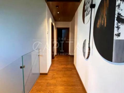 будинок за адресою Набережна