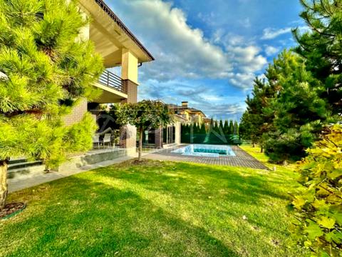 будинок за адресою Набережна