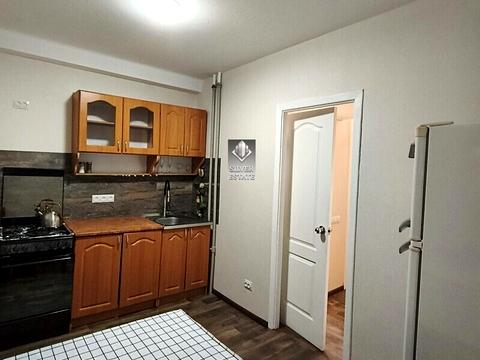 квартира по адресу Лахтинская ул., 9б