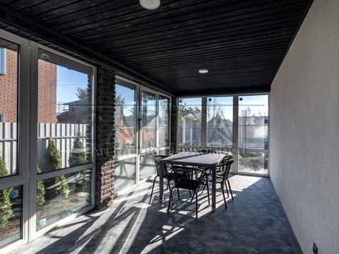 будинок за адресою Броварський