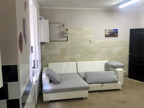 комерційна за адресою Чернівецька вул., 53