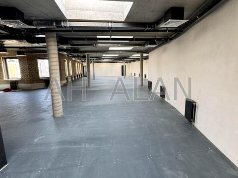 коммерческая по адресу Прорезная ул., 6