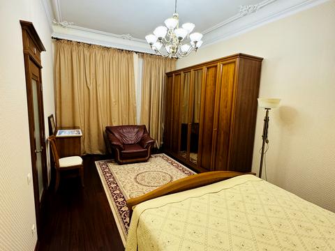 квартира за адресою Гетьмана Петра Дорошенка вул. (Жовтнева), 19