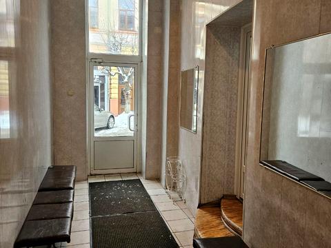 коммерческая по адресу Театральная ул., 13