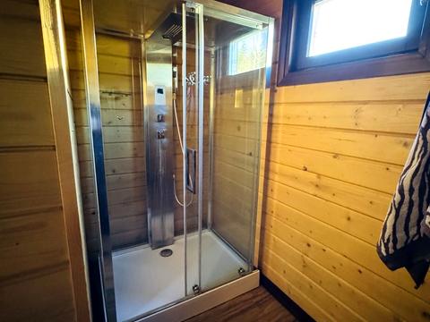 будинок за адресою с. Задільське, Івана Франка вул.