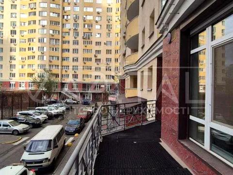 комерційна за адресою Михайла Максимовича вул. (Онуфрія Трутенка), 3-Г