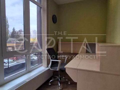 комерційна за адресою Михайла Максимовича вул. (Онуфрія Трутенка), 3-Г