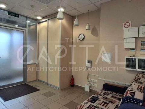 комерційна за адресою Михайла Максимовича вул. (Онуфрія Трутенка), 3-Г