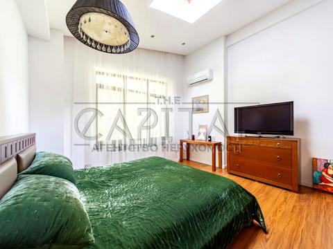 будинок за адресою Патріарха Володимира Романюка вул. (Жовтнева), 1