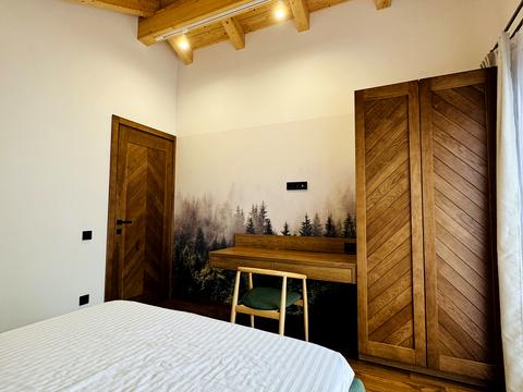 дом по адресу Карпатская ул.