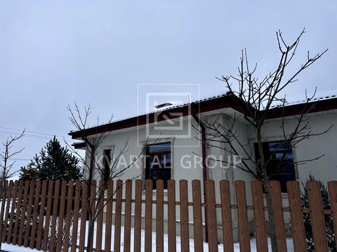 будинок за адресою Пилипа Орлика вул., 8