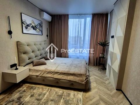 квартира за адресою Олександра Олеся вул., 9-А