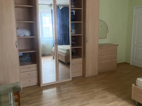 квартира за адресою Дарницький бульв., 8