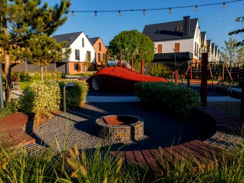 будинок за адресою Михайла Грушевського вул., 144