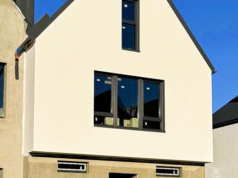 будинок за адресою Михайла Грушевського вул., 144