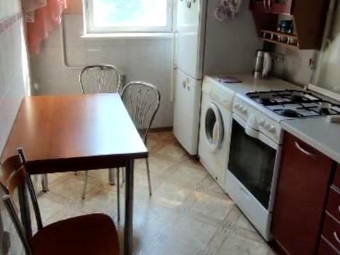 квартира за адресою Космонавтів вул., 86