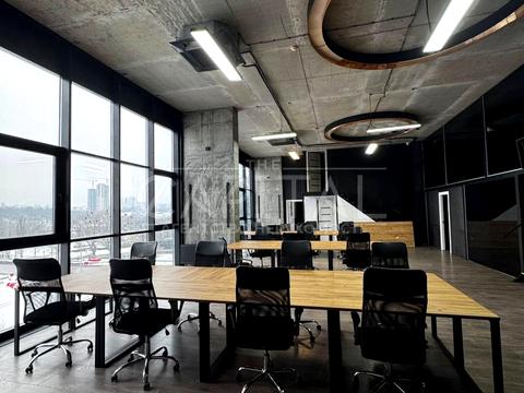 комерційна за адресою Михайла Бойчука вул. (Кіквідзе), 41