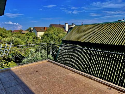 дом по адресу 126-та Садова ул.