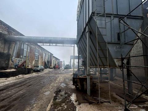 коммерческая по адресу Головна, 1