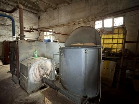 коммерческая по адресу Головна, 1