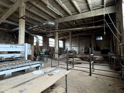 коммерческая по адресу Головна, 1