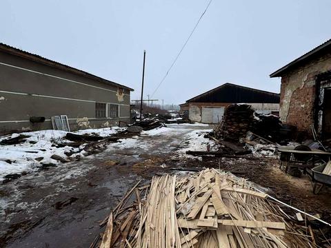 коммерческая по адресу Головна, 1