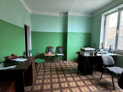 коммерческая по адресу Головна, 1