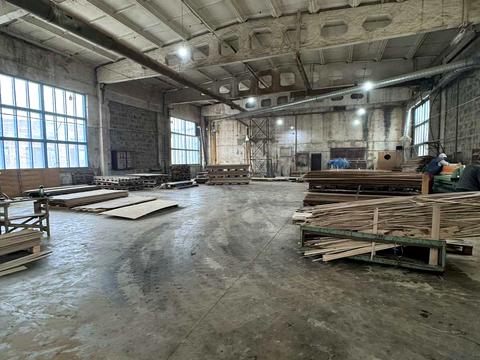 коммерческая по адресу Головна, 1