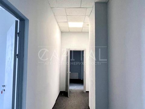 комерційна за адресою Велика Васильківська вул. (Червоноармійська), 88