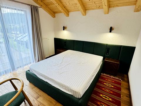 дом по адресу Карпатская ул.