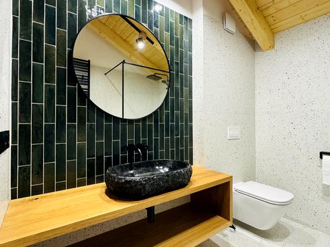 дом по адресу Карпатская ул.