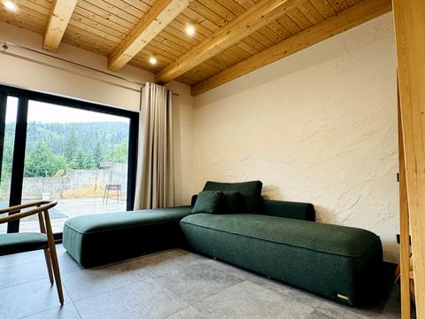 дом по адресу Карпатская ул.