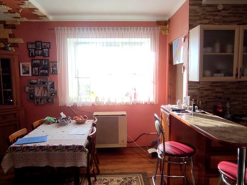 будинок за адресою Центральна