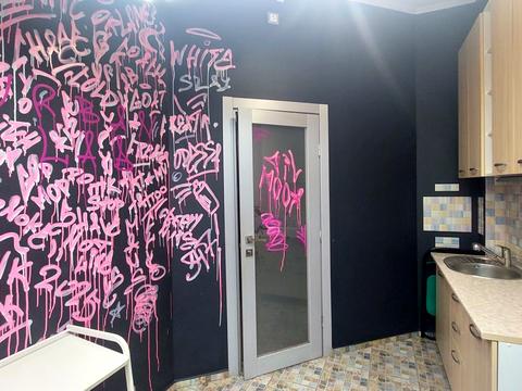 комерційна за адресою Базарна вул., 7