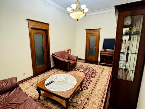 квартира за адресою Гетьмана Петра Дорошенка вул. (Жовтнева), 19