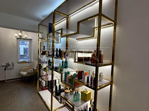 комерційна за адресою Андрія Верхогляда вул. (Михайла Драгомирова), 17