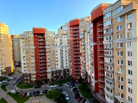 квартира за адресою Василя Симоненка вул., 5-А