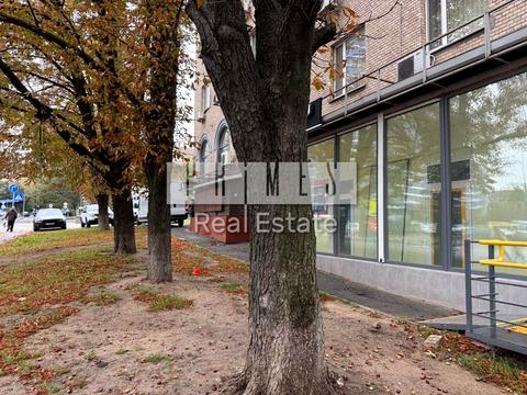 комерційна за адресою Миколи Міхновського бульв. (Дружби народів), 18/7