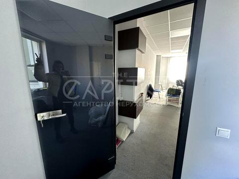 комерційна за адресою Київ, Жилянська вул., 14