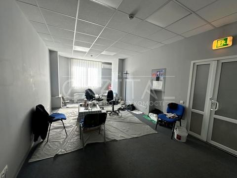 комерційна за адресою Київ, Жилянська вул., 14