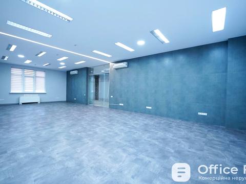 комерційна за адресою Київ, Антоновича вул. (Горького), 33в