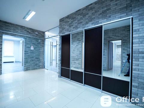 комерційна за адресою Київ, Антоновича вул. (Горького), 33в