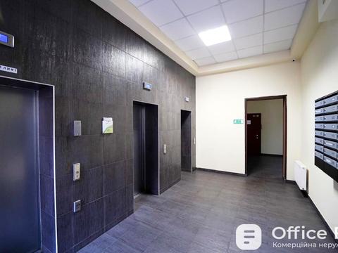 комерційна за адресою Київ, Антоновича вул. (Горького), 33в