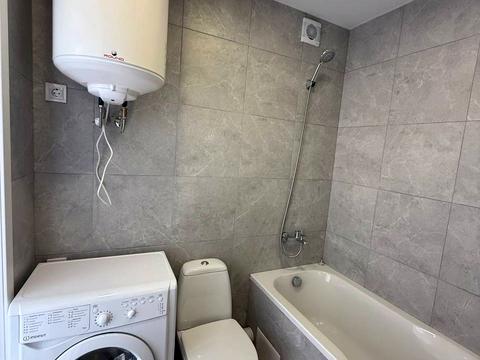 квартира за адресою Олега Мудрака вул. (Генерала Наумова), 1-Б