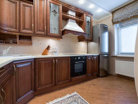 квартира за адресою Олександра Мишуги вул., 2