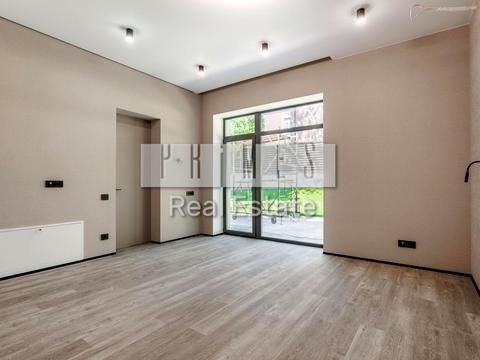 будинок за адресою Підлісна