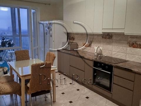 квартира за адресою Воскресенська вул., 18