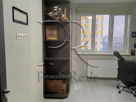 квартира за адресою Воскресенська вул., 18