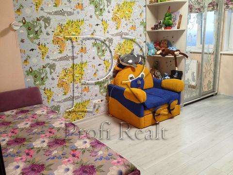 квартира за адресою Воскресенська вул., 18