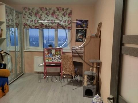 квартира за адресою Воскресенська вул., 18